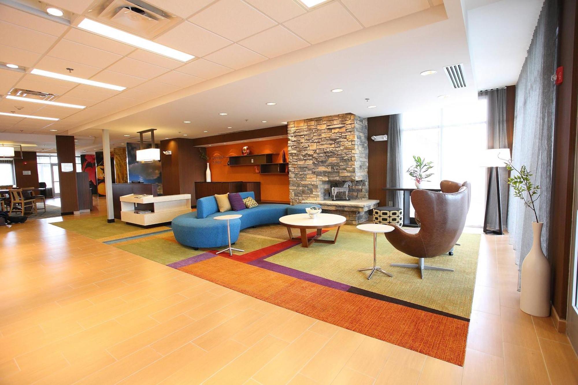 Fairfield Inn & Suites By Marriott East Grand Forks Exteriör bild
