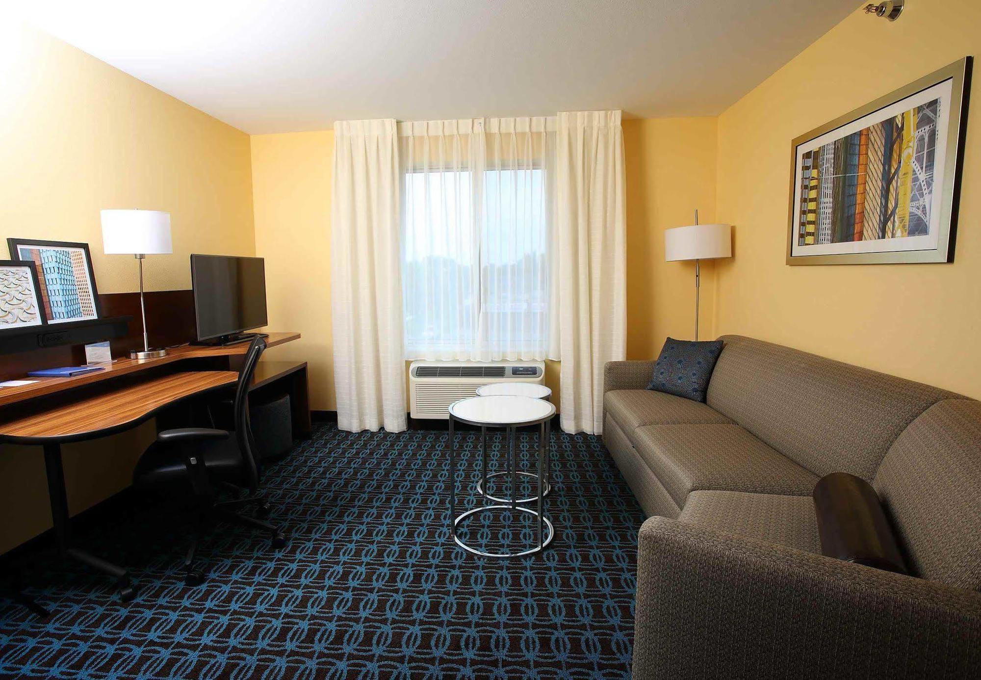 Fairfield Inn & Suites By Marriott East Grand Forks Exteriör bild
